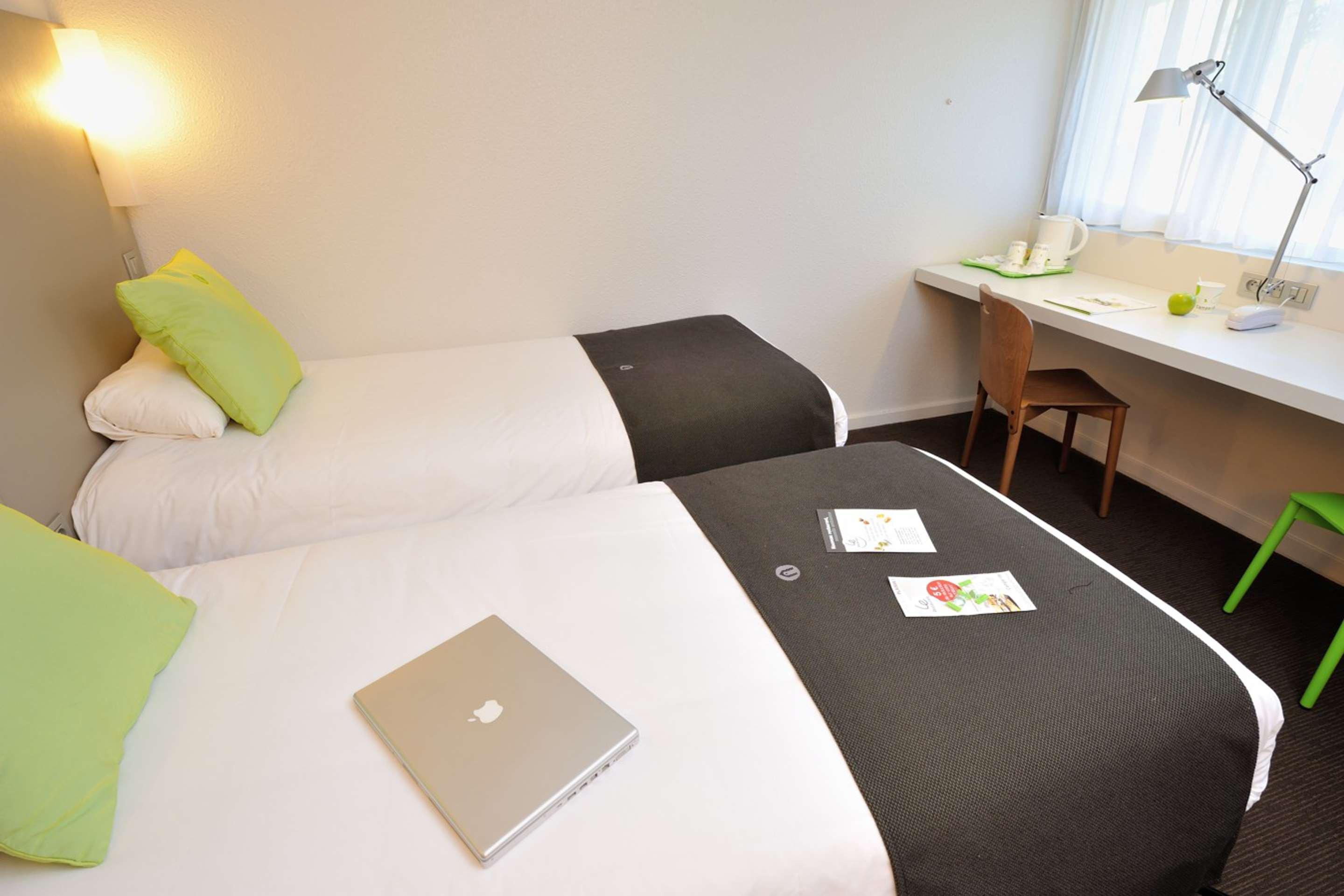 Hotel Campanile Grenoble Sud - Seyssinet Exterior foto