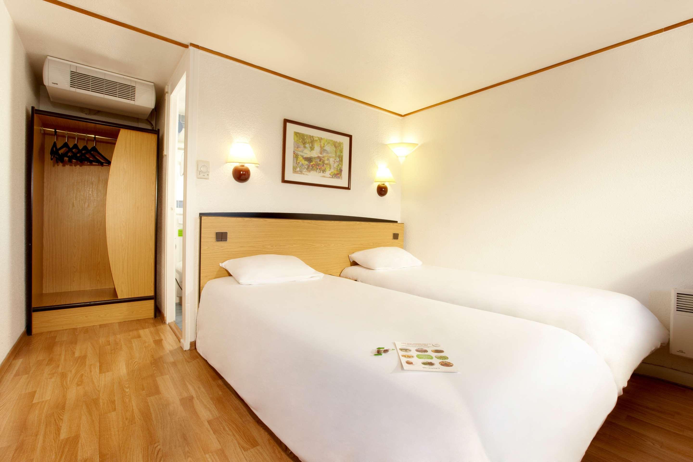 Hotel Campanile Grenoble Sud - Seyssinet Exterior foto