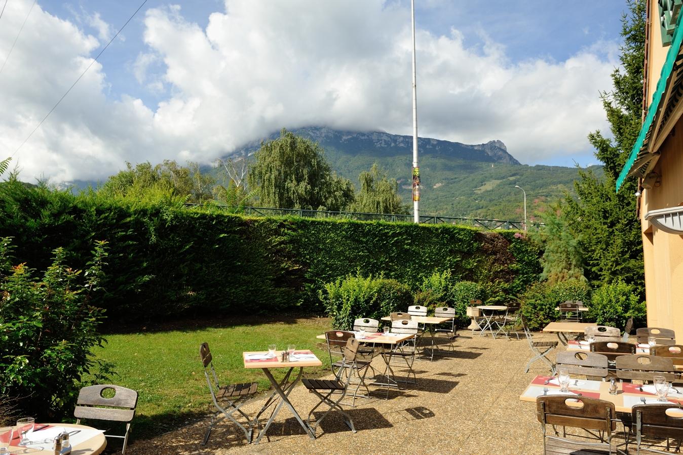 Hotel Campanile Grenoble Sud - Seyssinet Exterior foto