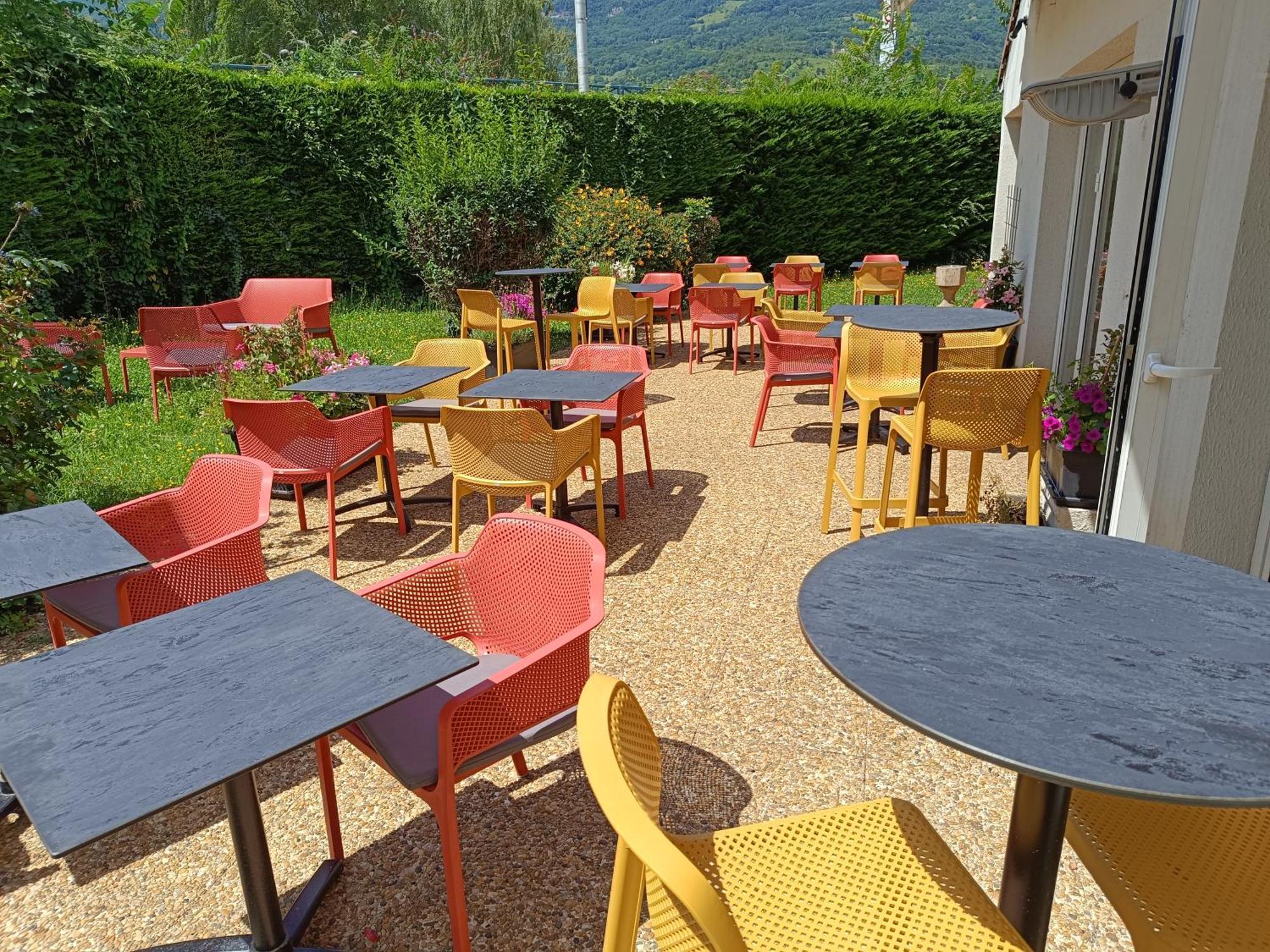 Hotel Campanile Grenoble Sud - Seyssinet Exterior foto